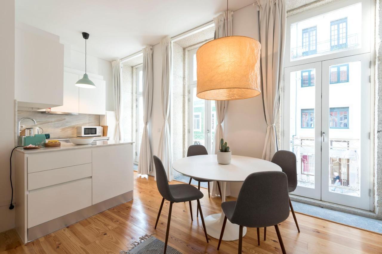 Light Blue Apartment Porto Luaran gambar